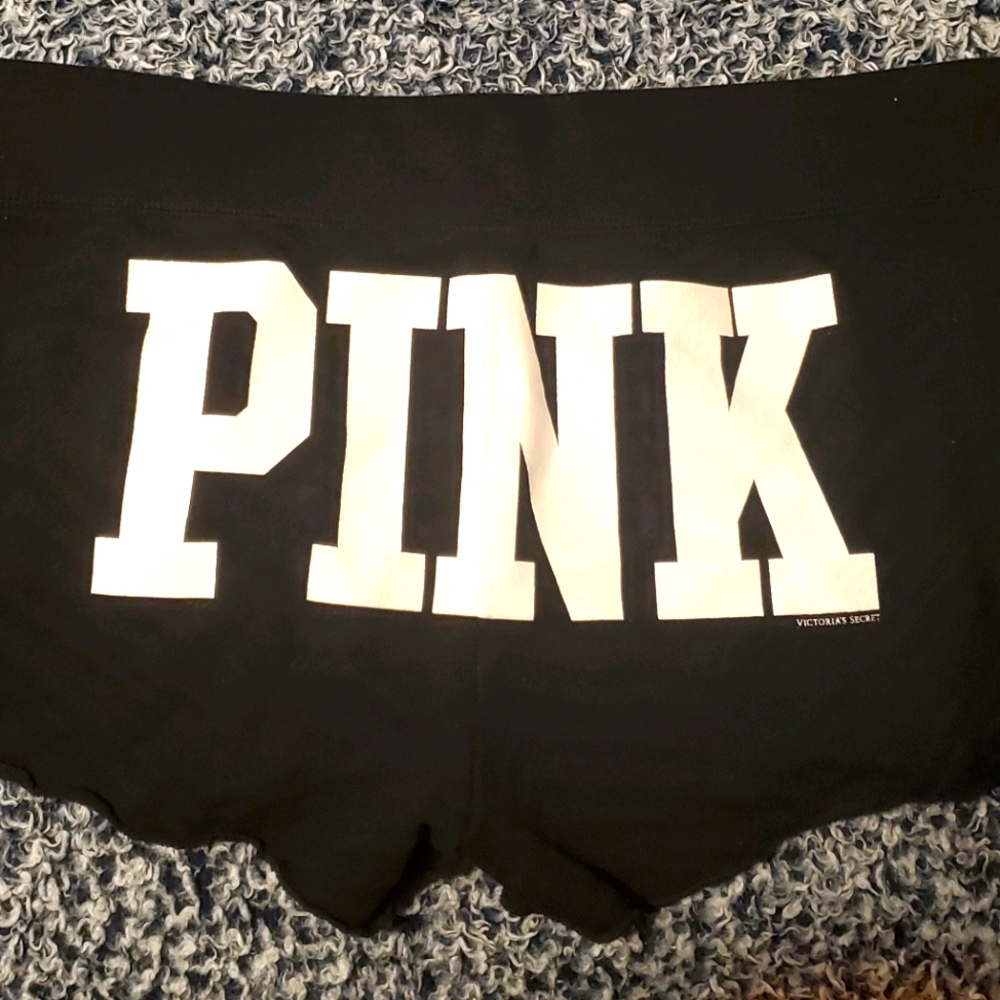 VICTORIA SECRET ZEBRA SHORT SIZE L